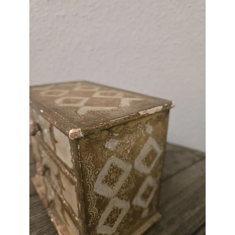 VINTAGE ITALIAN FLORENTINE JEWELRY BOX CHEST 3 DRAWER Gold Cream Pink 6.5